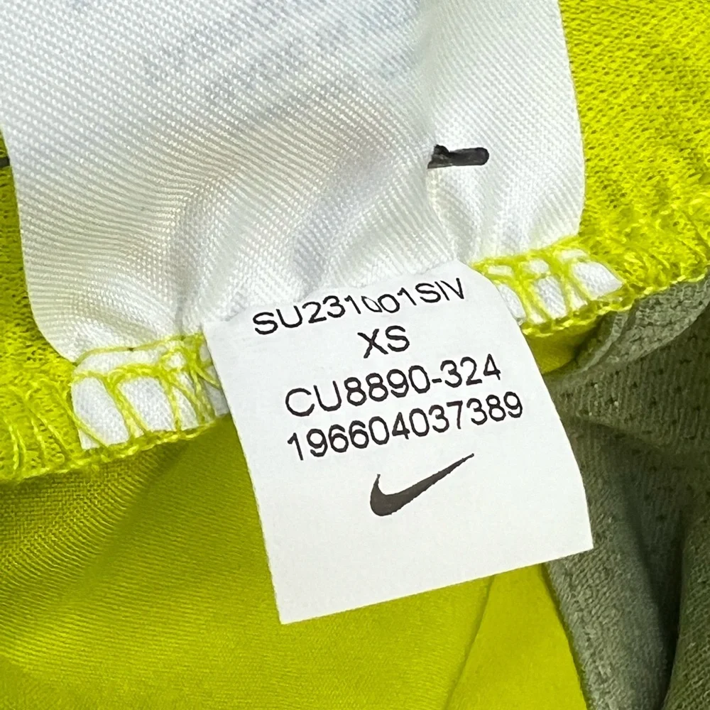 Nike Women's Dri-fit Tempo Track 3.5 Shorts in Bright Cactus Size: XS - NWT